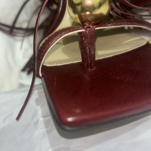 Bottega Veneta Decorative Tassel Lunge Nappa Sandals in Burgandy - Picture 7 of 7